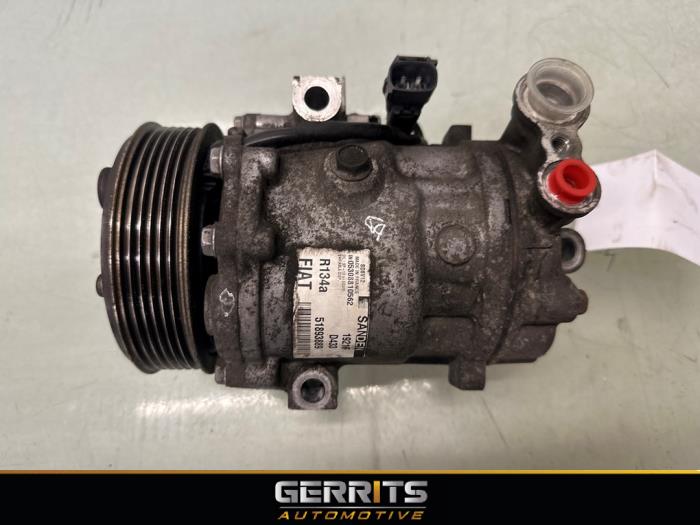 Usagé Pompe clim Fiat Fiorino (225) 1.3 JTD 16V Multijet Prix € 34,99 Règlement à la marge proposé par Gerrits Automotive BV