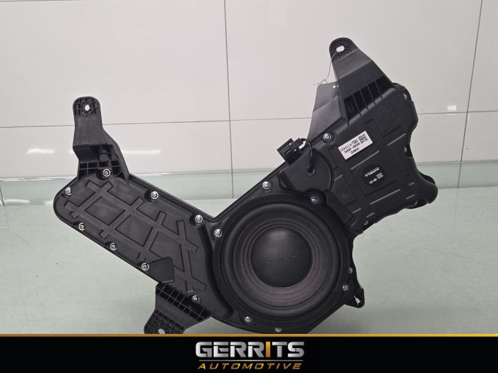 Gebrauchte Subwoofer Hyundai Kona (OS) 1.6 GDi HEV 16V Preis € 69,99 Margenregelung angeboten von Gerrits Automotive BV