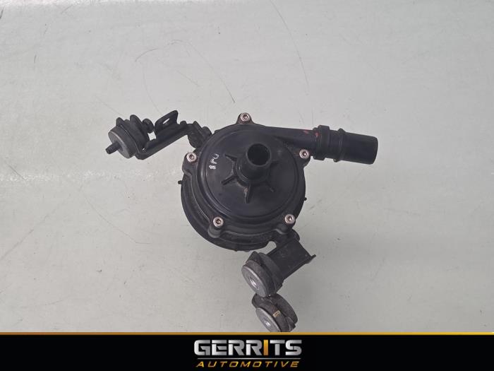 Begagnade Extra vattenpump Hyundai Kona (OS) 1.6 GDi HEV 16V Pris € 99,99 Marginaltabell erbjuds av Gerrits Automotive BV