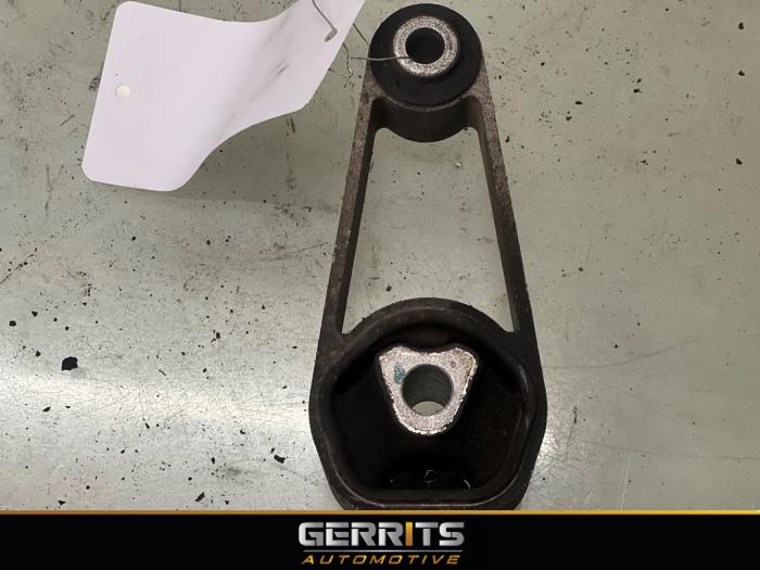 Used Engine mount Dacia Spring 45 Price € 39,99 Margin scheme offered by Gerrits Automotive BV