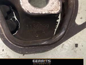 Engine mount from a Dacia Spring 45 2021