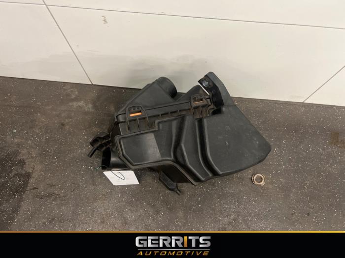 Begagnade Luftfilterhus Renault Twingo III (AH) 1.0 SCe 70 12V Pris € 24,99 Marginaltabell erbjuds av Gerrits Automotive BV