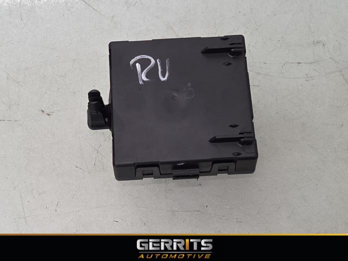 Używane Modul centralnego zamka Mercedes B (W246/W242) 1.6 B-180 BlueEFFICIENCY Turbo 16V Cena € 29,99 Procedura marży oferowane przez Gerrits Automotive BV