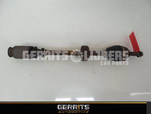 Used Front drive shaft, right Renault Clio Price € 21,98 Margin scheme offered by Gerrits Automotive