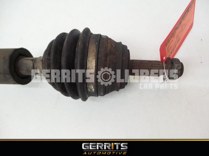 Front drive shaft, left from a Seat Cordoba Vario (6K5) 1.9 TDi Stella,Signo 2000