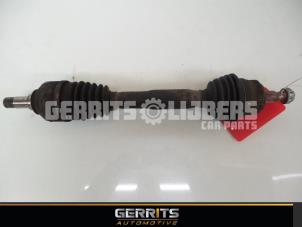 Used Front drive shaft, left Mercedes A (W168) 1.7 A-170 CDI 16V Price € 28,60 Margin scheme offered by Gerrits Automotive