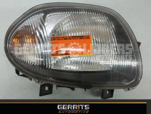 Used Headlight, right Renault Clio II (BB/CB) 1.2 16V Price € 21,98 Margin scheme offered by Gerrits Automotive