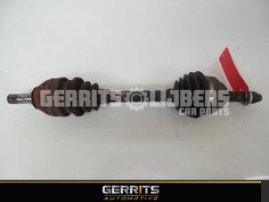 Used Front drive shaft, left Opel Zafira (F75) 1.6 16V Price € 21,98 Margin scheme offered by Gerrits Automotive
