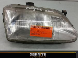Used Headlight, right Renault Megane Scénic (JA) 1.4i RL,RN Price € 21,98 Margin scheme offered by Gerrits Automotive