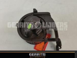 Used Heating and ventilation fan motor Renault Clio II (BB/CB) 1.6 Autom. Price € 21,98 Margin scheme offered by Gerrits Automotive