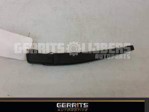 Used Rear wiper arm Renault Twingo II (CN) 1.2 16V Price € 21,98 Margin scheme offered by Gerrits Automotive