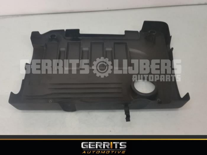 Abdeckblech Motor van een Opel Astra H (L48) 1.9 CDTi 100 2006