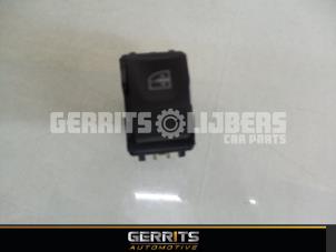 Używane Przelacznik elektrycznej szyby Mercedes Citan (415.6) 1.5 109 CDI Cena € 19,99 Procedura marży oferowane przez Gerrits Automotive