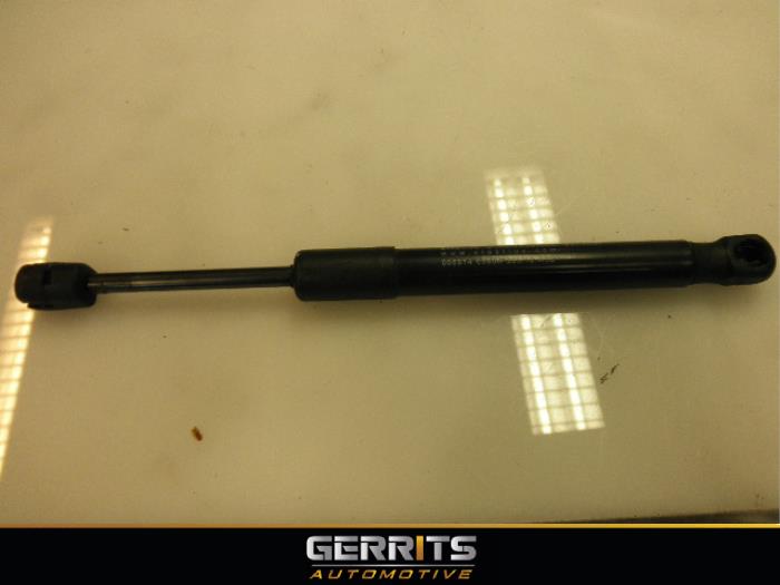 Front Bonnet Gas Struts For Volvo For S60 For S80 I V70 XC70 II