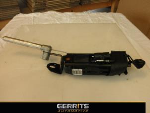Used Seatbelt tensioner, right Volvo S60 I (RS/HV) 2.0 T 20V Price € 49,50 Margin scheme offered by Gerrits Automotive
