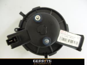 Używane Silnik wentylatora nagrzewnicy Fiat Panda (169) 1.2 Fire Cena € 21,98 Procedura marży oferowane przez Gerrits Automotive