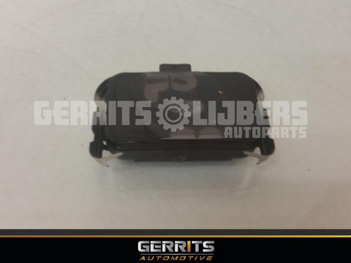 Begagnade Regnsensor Citroen C4 Berline (LC) 1.6 16V Pris € 21,98 Marginaltabell erbjuds av Gerrits Automotive BV