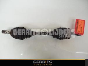 Used Front drive shaft, left Opel Corsa B (73/78/79) 1.4i Price € 28,60 Margin scheme offered by Gerrits Automotive