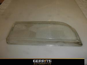 Used Headlight, right Volvo 850 2.5i GLE 10V Price € 21,98 Margin scheme offered by Gerrits Automotive