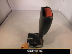 Used Rear seatbelt buckle, left Volvo V50 (MW) 2.0 D 16V Price € 21,98 Margin scheme offered by Gerrits Automotive
