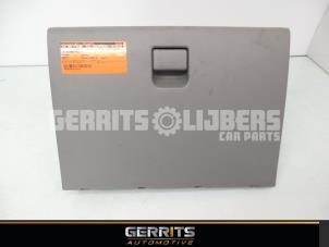 Used Glovebox Mazda Demio (DW) 1.5 16V Price € 21,98 Margin scheme offered by Gerrits Automotive