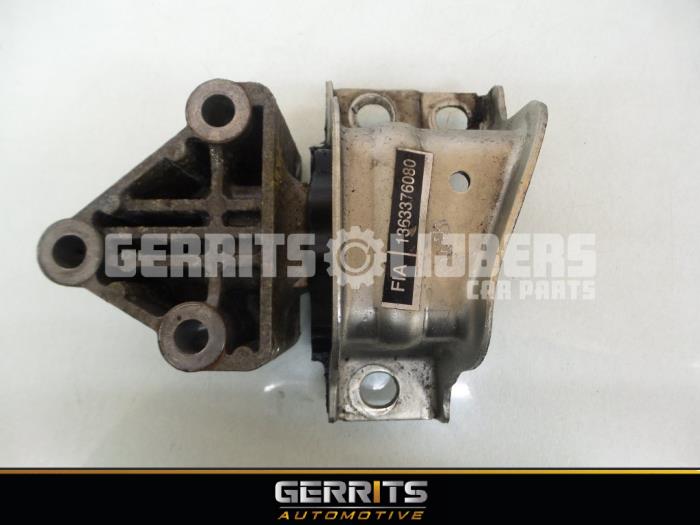 Usagé Support moteur Fiat Ducato (250) 2.3 D 120 Multijet Prix € 32,98 Règlement à la marge proposé par Gerrits Automotive BV