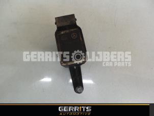 Used Rear suspension height controller, right Mercedes ML II (164/4JG) 6.2 63 AMG 4-Matic V8 32V Price € 21,98 Margin scheme offered by Gerrits Automotive