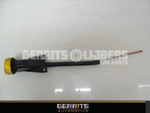 Used Oil dipstick Renault Grand Scénic III (JZ) Price € 21,98 Margin scheme offered by Gerrits Automotive