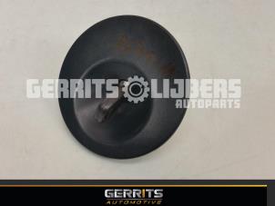 Used Fuel cap Renault Kangoo (KC) 1.9 D 55 Price € 21,98 Margin scheme offered by Gerrits Automotive