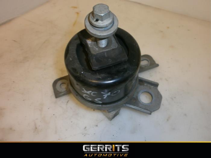 Used Engine mount Volvo V70 (BW) 2.4 D 20V Price € 31,90 Margin scheme offered by Gerrits Automotive BV