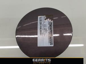 Used Tank cap cover Toyota Corolla Verso (R10/11) 2.2 D-4D 16V Price € 28,60 Margin scheme offered by Gerrits Automotive