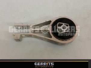Used Engine mount Opel Karl 1.0 12V Price € 21,98 Margin scheme offered by Gerrits Automotive