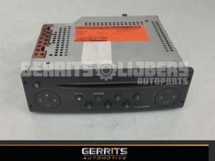 Usagé Radio/Lecteur CD Renault Laguna II (BG) 1.6 16V Prix € 37,40 Règlement à la marge proposé par Gerrits Automotive