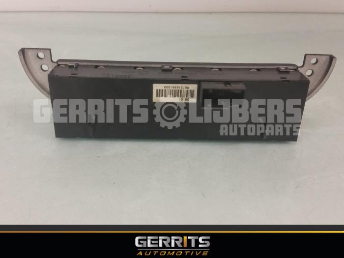Used Mini Cooper S R53 1 6 16v Electric Window Switch Electric Window Switch From A Mini Cooper S R53 1 6 16v 2003