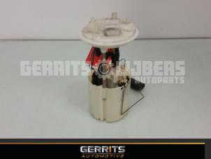 Usados Bomba eléctrica de combustible Fiat Stilo MW (192C) 1.6 16V Precio € 28,60 Norma de margen ofrecido por Gerrits Automotive