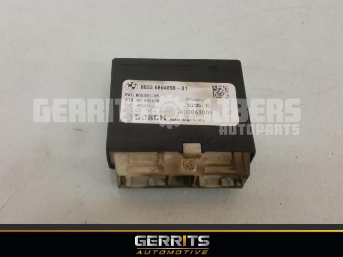 PDC Module from a BMW 3 serie Gran Turismo (F34) 320d 2.0 16V 2014