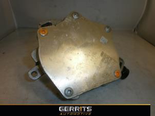 Usados Bomba de vacío (Gasolina) Volvo V70 (BW) 1.6 T4 16V Precio € 49,99 Norma de margen ofrecido por Gerrits Automotive BV