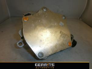 Used Vacuum pump (petrol) Volvo V70 (BW) 1.6 T4 16V Price € 49,99 Margin scheme offered by Gerrits Automotive