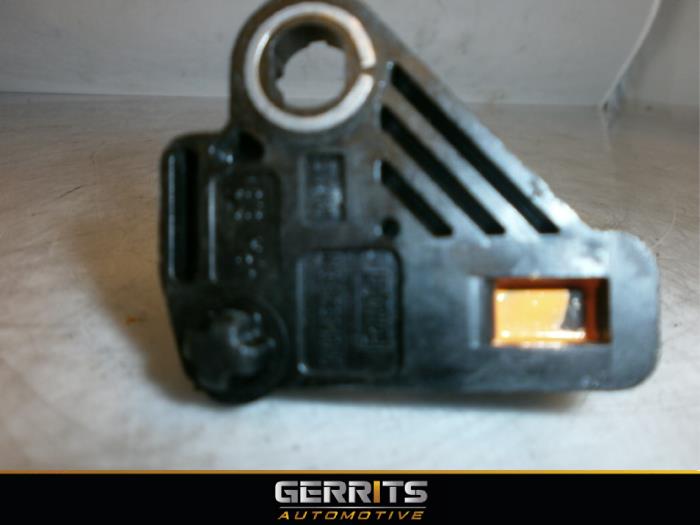 Begagnade Vevaxelsensor Volvo V70 (BW) 1.6 T4 16V Pris € 24,99 Marginaltabell erbjuds av Gerrits Automotive BV