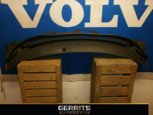 Used Cowl top grille Volvo V70 (SW) 2.4 20V 140 Price € 21,98 Margin scheme offered by Gerrits Automotive