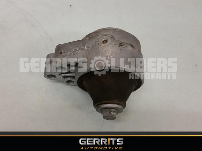 Used Engine mount Ford Fiesta 5 (JD/JH) 1.3 Price € 21,98 Margin scheme offered by Gerrits Automotive BV