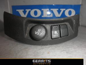 Używane Przelacznik ESP Volvo V50 (MW) 2.4 20V Cena € 19,99 Procedura marży oferowane przez Gerrits Automotive