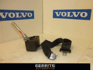 Used Rear seatbelt tensioner, right Volvo V50 (MW) 2.4 20V Price € 39,99 Margin scheme offered by Gerrits Automotive