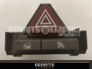 Used Panic lighting switch Opel Corsa Price € 21,98 Margin scheme offered by Gerrits Automotive