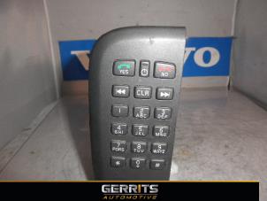 Usados Módulo de teléfono Volvo S80 (TR/TS) 2.8 T6 24V Precio € 31,90 Norma de margen ofrecido por Gerrits Automotive
