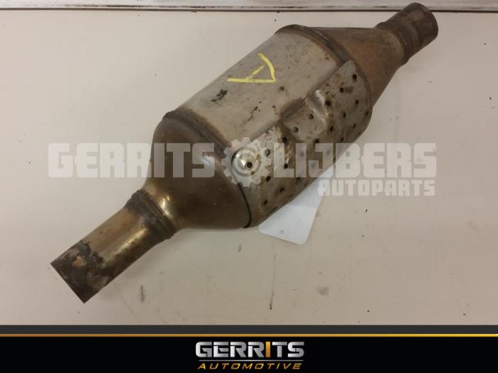 2004 vw passat catalytic converter