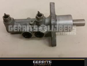 Used Master cylinder Ford Focus 2 Wagon 1.6 TDCi 16V 110 Price € 36,30 Margin scheme offered by Gerrits Automotive