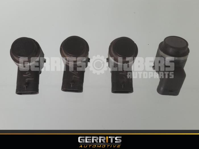Begagnade Parkeringssensor Landrover Range Rover IV (LG) 3.0 TDV6 24V Pris € 25,30 Marginaltabell erbjuds av Gerrits Automotive BV