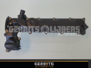 Used Rocker cover Peugeot 807 2.2 HDiF 16V Price € 21,98 Margin scheme offered by Gerrits Automotive