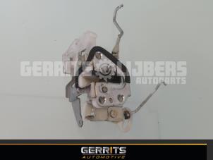 Gebrauchte Türschlossmechanik 4-türig rechts vorne Citroen C1 1.0 12V Preis € 27,50 Margenregelung angeboten von Gerrits Automotive